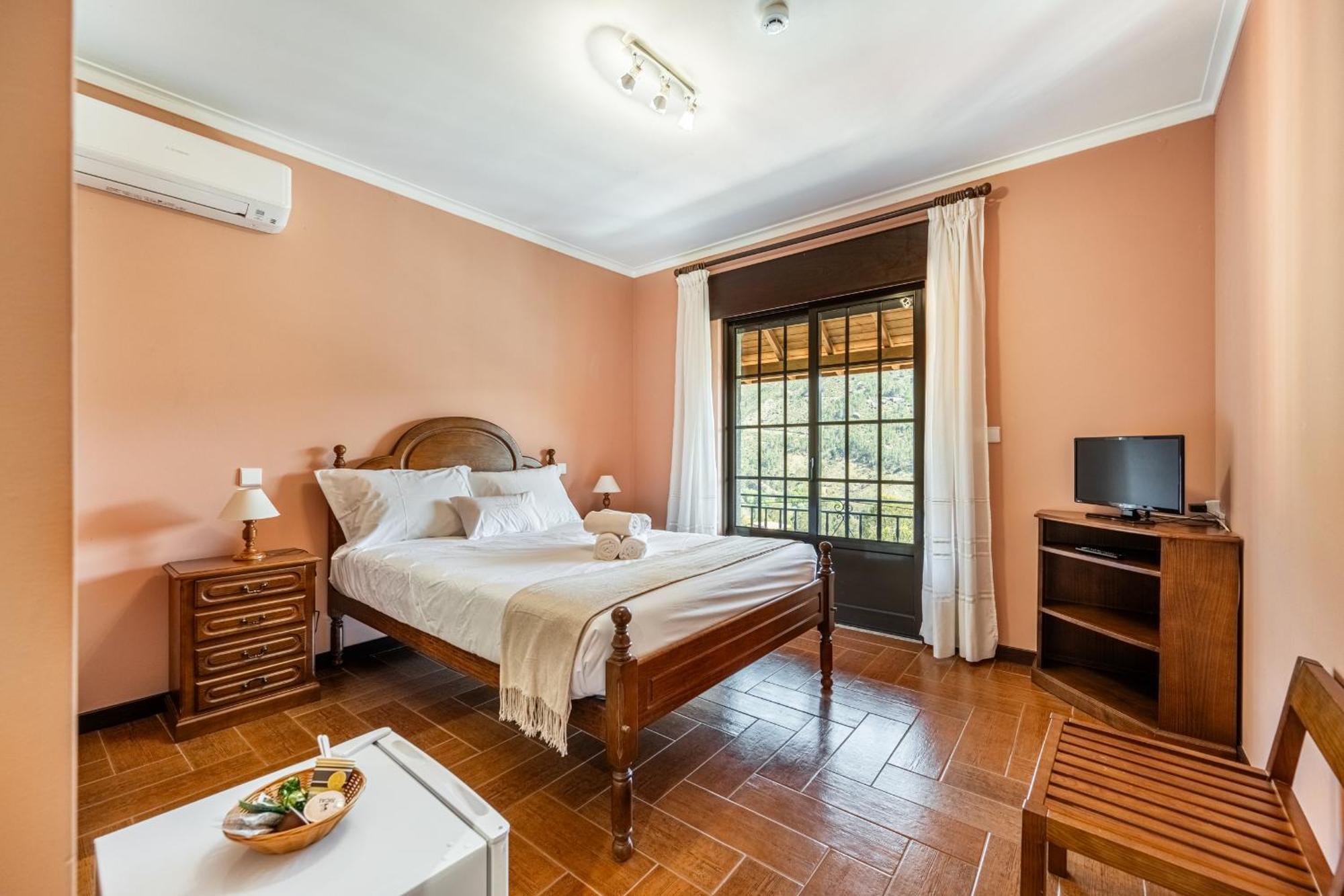 Quinta Da Carvalha Villa Geres Eksteriør billede