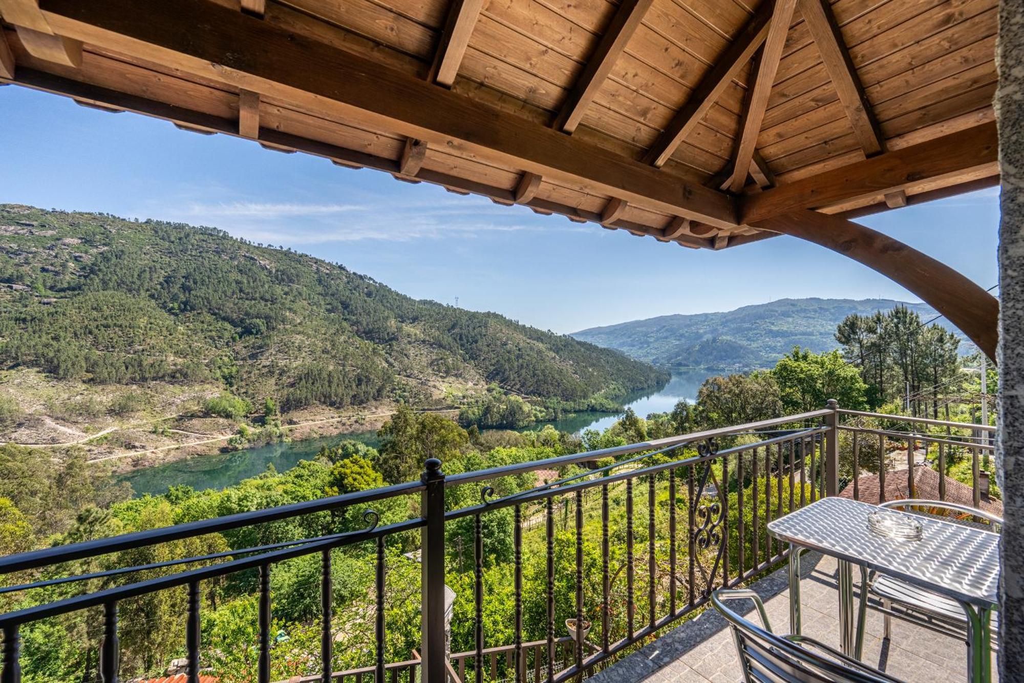 Quinta Da Carvalha Villa Geres Eksteriør billede